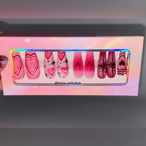 Valentine’s Day press on nails // y2k nails // Handmade // 10 sizes // 20 nails